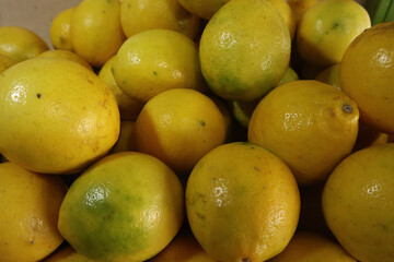 fresh big lemons for sale. benefits of fresh lemons. vitamin c in lemons.