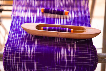 Un outil de tissage &agrave; la main 