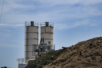 Construction site silos