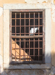 Janelas de Lisboa em prédios antigos e históricos