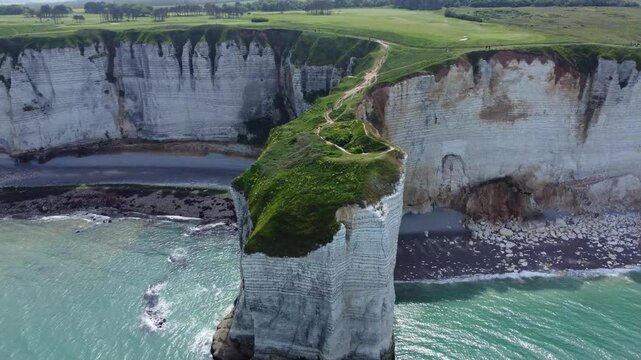Etretat falaise d'aval
