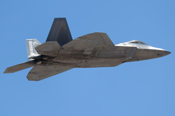 Side view of a  F-22 Raptor  