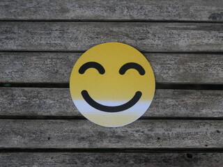 Colorful emoji calendar to plan your days with fun, emotions, and expressive visual symbols.