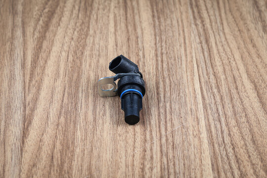 Allison Transmission Speed Sensor, Transmission speed sensors detect the input, output or intermediate speed of the transmission and transmit this information to the transmission control unit (TCU)

