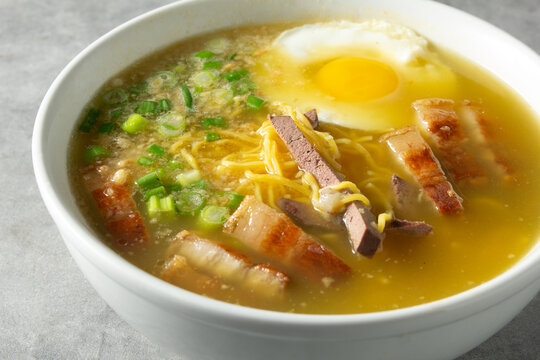 A view of a bowl of batchoy.