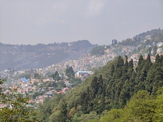 Darjeeling and Sikkim, nestled in the eastern Himalayas, offer breathtaking mountain landscapes, serene monasteries, and lush tea gardens. 