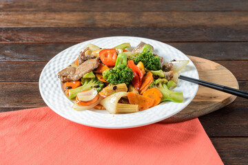 Vibrant Vegetable Stir-Fry Delight