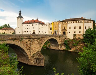 Fototapeta premium Exploring the beauty of Firefly Rocky Canyon under sunlight Generative AI