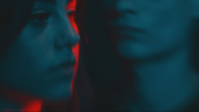 Zoom Shake Effect 05