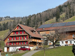 Traditional rural architecture and family livestock farms along the shore of See Ägerisee or Ageri Lake (Ägeri Lake or Aegeri Lake) - Canton of Zug, Switzerland - (Agerisee oder Aegerisee - Schweiz)