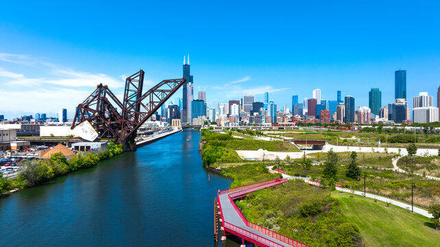 Stunning Aerial Views of Ping Tom Memorial Park | Chicago Chinatown Drone Footage&rdquo;
