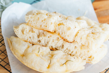 フライパンで焼いたホカッチャ