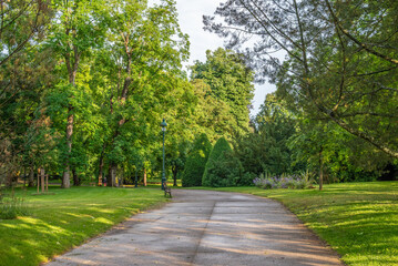 Le parc Napoléon III dans la ville de Vichy dans l'Allier en Auvergne