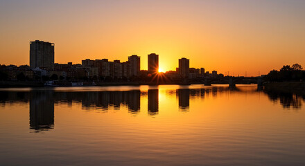 Fototapeta premium Landscape of a sunset in a city