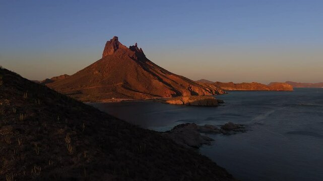 Majestic tetakawi at sunset: a sonora landscape