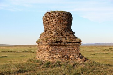 Khadaasan ancient city is located in Bulgan province of Mongolia. The ancient city was built during the Uyghur period.