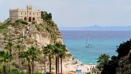 View the coast in Tropea 