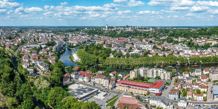 La Ville d'&Eacute;pinal dans les Vosges