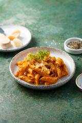 Pasta with cheese sauce