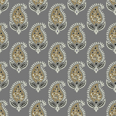 seamless pattern with golden leaves