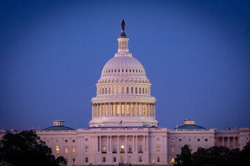 US Capitol Building at night