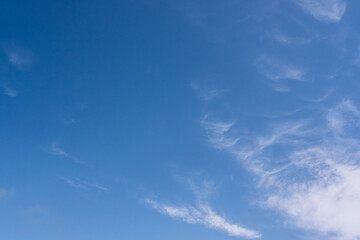 5月の山から見た青空と雲38