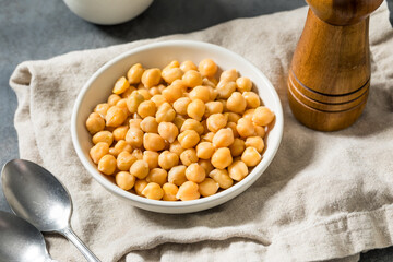 Healthy Organic Raw Canned Garbanzo Bean Chickpeas