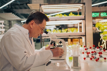 Researchers in the Food Laboratory, Health Science Technology Research. Development of the health care biotechnology industry. Wolffia Super Food