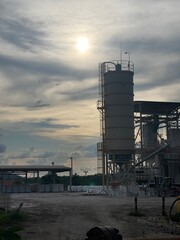 Obraz premium oil refinery at night