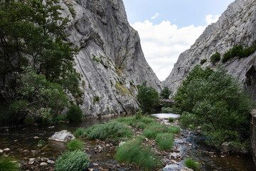 The Torio River in the Vegacervera Gorges in León, on the LE-315 highway