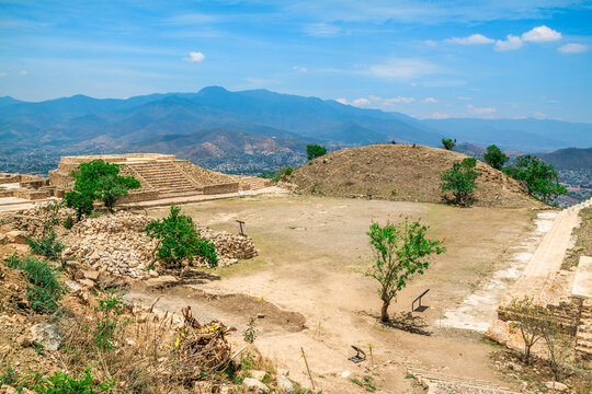 Zona Arqueol&oacute;gica de Atzompa