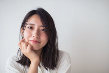 Fototapeta premium リラックスした若い女性