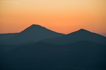 A spring getaway to the Česk&eacute; středohoř&iacute; with the little one