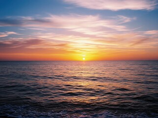 Fototapeta premium Sunset Glow Reflecting on Ocean Horizon