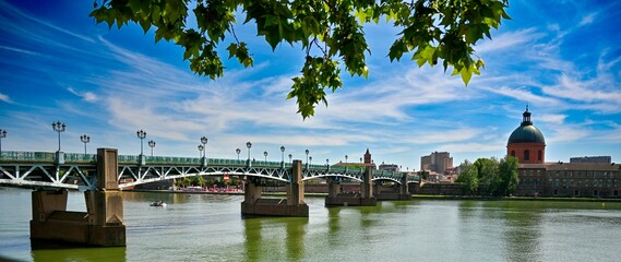 view sur toulouse la garonne 