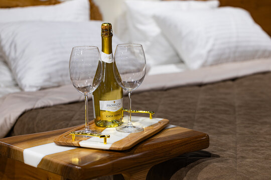 Prosecco Spumante Casa Defra with wine glasses