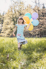 Mädchen / Luftballons