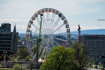 ferris wheel in the city