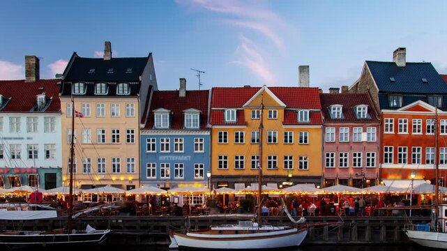 Dynamic Timelapse of Boats at Nyhavn Pier and Caf&eacute; Atmosphere