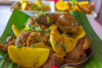Rôti de porc au chou palmiste, gastronomie réunionnaise 