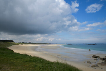 La plage des Amiets à Cléder - Bretagne France