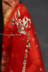 Traditional Chinese wedding elements, decorations for the empress' hairstyle