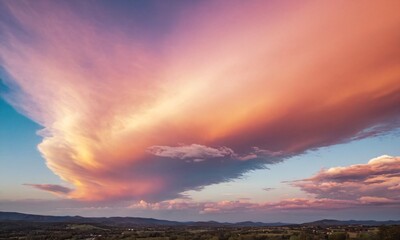 Fototapeta premium 멋진구름이 있는 하늘,석양 구름 노을이 멋지다