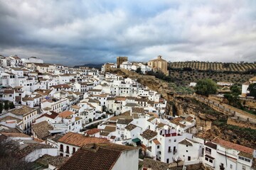 Naklejka premium glimpse of the village of Setenil de las Botegas in Andalusia