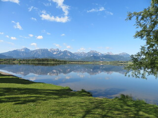 Fototapeta premium Hopfensee im Frühling