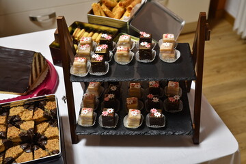 Mini party cakes for desert