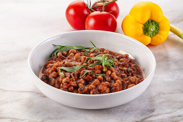 Black eye beans wutg tomato sauce