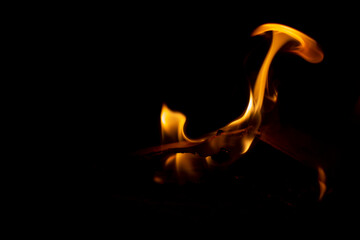 FUEGO NOCTURNO