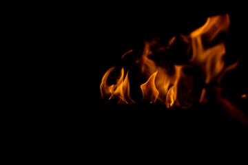 FUEGO NOCTURNO