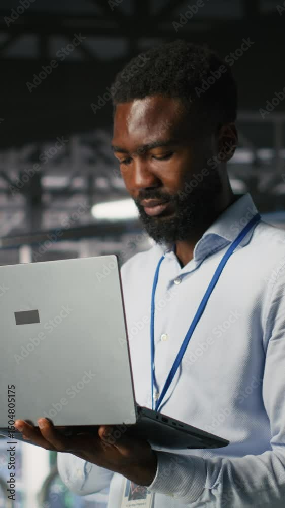 Poster vertical video server hub it professional managing storage arrays supporting deep learning training 